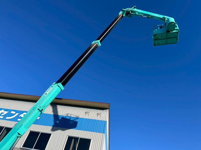 エルフトラック 高所作業車 15.7m屈伸式ブーム高所作業車(13枚目)