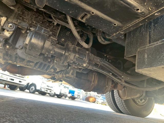 エルフトラック 高所作業車 15.7m屈伸式ブーム高所作業車(23枚目)