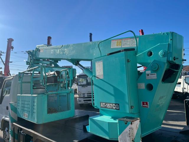 エルフトラック 高所作業車 15.7m屈伸式ブーム高所作業車(33枚目)