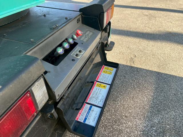 エルフトラック 高所作業車 15.7m屈伸式ブーム高所作業車(35枚目)