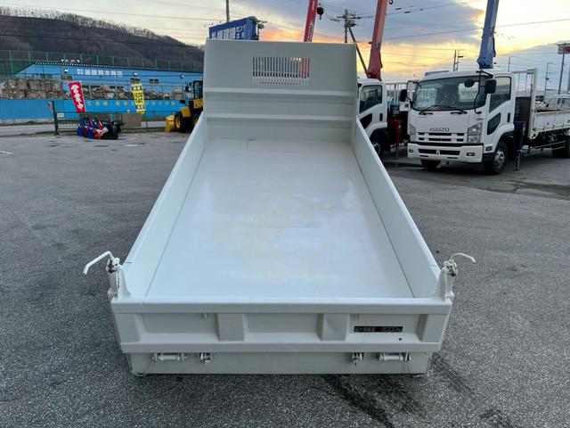 エルフトラック ローダーダンプ ローダーダンプ三方開き積載3トン4WD(8枚目)