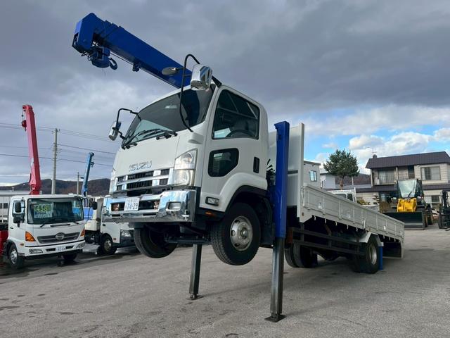 フォワード クレーン付き平ボデー 4段ラジコン仕様ロングジャッキセルフクレーン(7枚目)