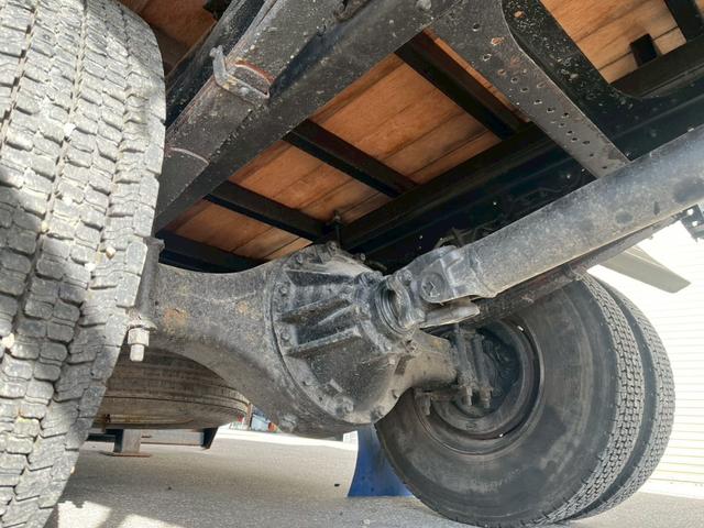 フォワード クレーン付き平ボデー 4段ラジコン仕様ロングジャッキセルフクレーン(25枚目)