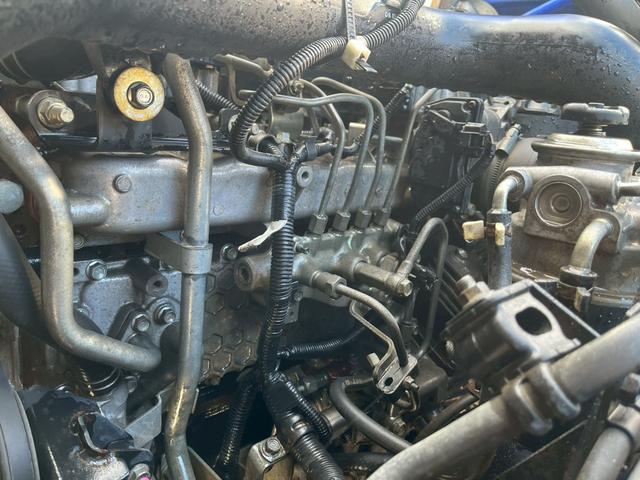 フォワード クレーン付き平ボデー 4段ラジコン仕様ロングジャッキセルフクレーン(39枚目)