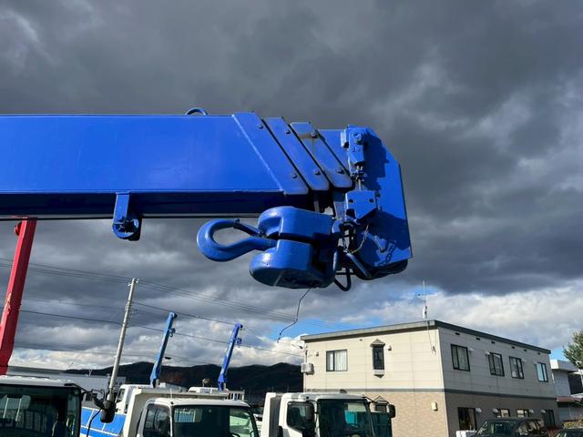 フォワード クレーン付き平ボデー 4段ラジコン仕様ロングジャッキセルフクレーン(44枚目)