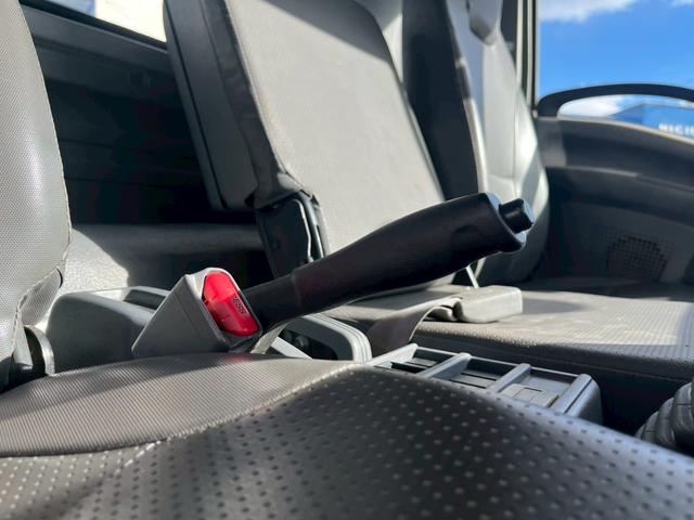 フォワード クレーン付き平ボデー 4段ラジコン仕様ロングジャッキセルフクレーン(53枚目)