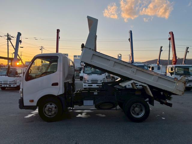 デュトロ ダンプ 4トンダンプコボレーン(5枚目)