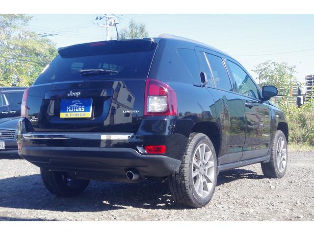 ジープ・コンパス リミテッド　４ＷＤ／下取車／事故無／クルーズコントロール／ストラーダナビ／フルセグＴＶ／Ｂｌｕｅｔｏｏｔｈオーディオ／バックカメラ／サイドカメラ／シートヒーター／ＥＴＣ（14枚目）