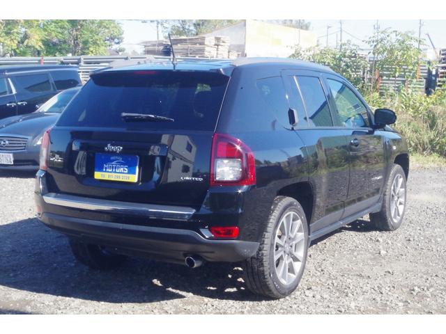 ジープ・コンパス リミテッド　４ＷＤ／下取車／事故無／クルーズコントロール／ストラーダナビ／フルセグＴＶ／Ｂｌｕｅｔｏｏｔｈオーディオ／バックカメラ／サイドカメラ／シートヒーター／ＥＴＣ（15枚目）