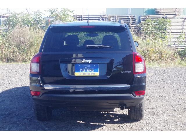 ジープ・コンパス リミテッド　４ＷＤ／下取車／事故無／クルーズコントロール／ストラーダナビ／フルセグＴＶ／Ｂｌｕｅｔｏｏｔｈオーディオ／バックカメラ／サイドカメラ／シートヒーター／ＥＴＣ（17枚目）