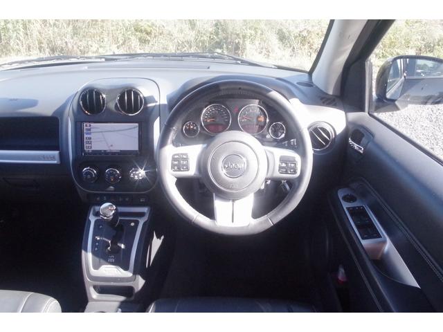 ジープ・コンパス リミテッド　４ＷＤ／下取車／事故無／クルーズコントロール／ストラーダナビ／フルセグＴＶ／Ｂｌｕｅｔｏｏｔｈオーディオ／バックカメラ／サイドカメラ／シートヒーター／ＥＴＣ（28枚目）
