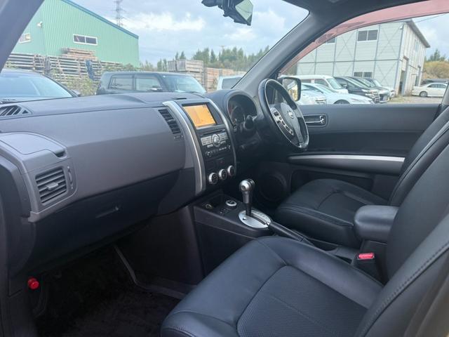 エクストレイル ２０Ｘｔ　４ＷＤ／１０年保証／／全塗装済み／前後席シートヒーター／クルーズコントロール／ＥＴＣ／純正ナビ／フルセグＴＶ／バックカメラ／カブロンシート／インテリキー（25枚目）