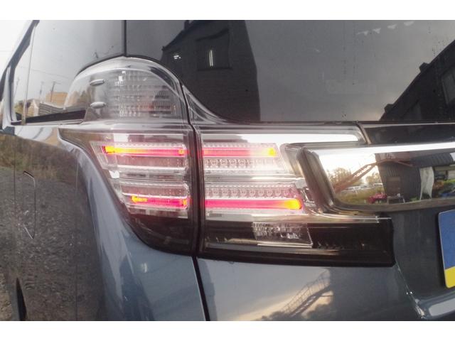ヴェルファイア 2.5Z Aエディション 4WD/3年保証/寒冷地/社外マフラー/両側パワスラ/LEDヘッドライト/純正ナビ/フルセグTV/Bluetoothオーディオ/バックカメラ/助手席オットマン(31枚目)