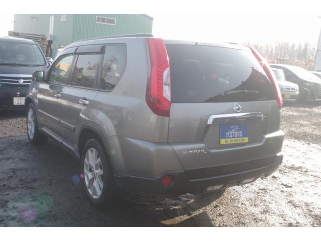 エクストレイル ２０Ｘｔｔ　４ＷＤ／１０年保証／前後席シートヒーター／カブロンシート／メーカーナビ／フルセグＴＶ／Ｂｌｕｅｔｏｏｔｈオーディオ／サイドカメラ・バックカメラ／ＨＩＤヘッドライト（22枚目）