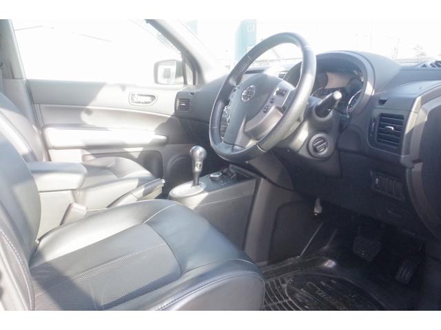エクストレイル ２０Ｘｔｔ　４ＷＤ／１０年保証／前後席シートヒーター／カブロンシート／メーカーナビ／フルセグＴＶ／Ｂｌｕｅｔｏｏｔｈオーディオ／サイドカメラ・バックカメラ／ＨＩＤヘッドライト（32枚目）