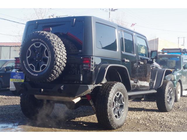 ジープ・ラングラーアンリミテッド ルビコン　ハードロック　４ＷＤ／当社社有車／特別仕様車／事故無／リフトアップ／カスタムオーバーフェンダー／ＵＳサイドマーカー／アクスルロック／スウェイバー／レザーシート／シートヒーター／テールレンズガード／社外ナビ／フルセグ（17枚目）