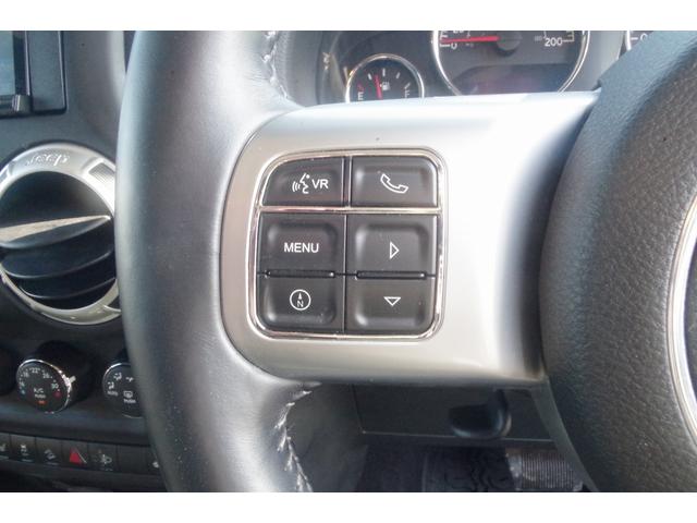 ジープ・ラングラーアンリミテッド ルビコン　ハードロック　４ＷＤ／当社社有車／特別仕様車／事故無／リフトアップ／カスタムオーバーフェンダー／ＵＳサイドマーカー／アクスルロック／スウェイバー／レザーシート／シートヒーター／テールレンズガード／社外ナビ／フルセグ（39枚目）