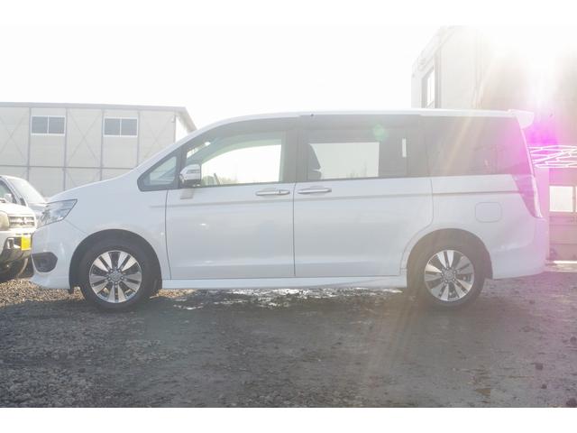 ステップワゴンスパーダ Ｚ　クールスピリット　４ＷＤ／１０年保証／デカナビ／事故無／両側パワースライドドア／フルセグＴＶ／Ｂｌｕｅｔｏｏｔｈオーディオ／バックカメラ／クルーズコントロール／ＥＴＣ／アイドリングストップ（23枚目）