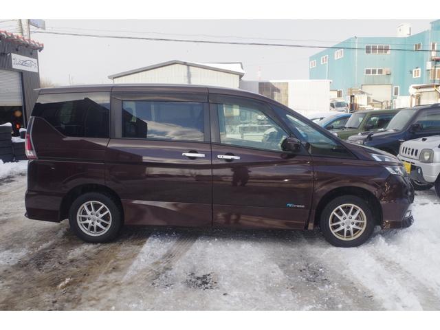 セレナ ハイウェイスター　４ＷＤ／３年保証／純正ナビ／フルセグＴＶ／バックカメラ／フリップダウンモニター／両側パワスラ／ＬＥＤヘッドライト／エマージェンシーブレーキ／クルコン／ＥＴＣ（15枚目）