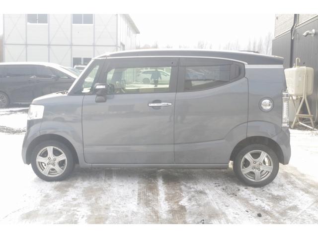 Ｎ－ＢＯＸスラッシュ Ｘ　４ＷＤ／１０年保証／下取車／あんしんパッケージ／２トーンカラー／サウンドマッピングシステム／純正ナビ／地デジＴＶ／Ｂｌｕｅｔｏｏｔｈオーディオ／バックカメラ／シートヒーター／ステアリングヒーター（25枚目）