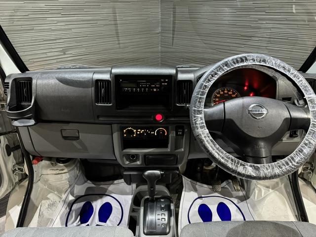 ＤＸ　軽バン　ＡＴ　両側スライドドア　アルミホイール　エアコン　運転席エアバッグ　助手席エアバッグ　ＣＤ(2枚目)