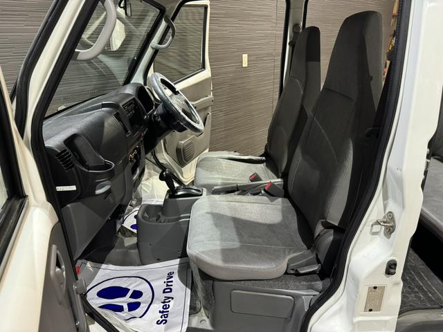 ＤＸ　軽バン　ＡＴ　両側スライドドア　アルミホイール　エアコン　運転席エアバッグ　助手席エアバッグ　ＣＤ(29枚目)