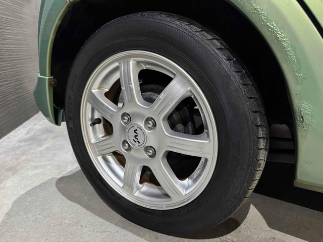 Ｒ２ ｉ　４ＷＤ　キーレスエントリー　電動格納ミラー　ＣＶＴ　ＣＤ　ＭＤ　アルミホイール　衝突安全ボディ　エアコン　パワーステアリング　パワーウィンドウ（25枚目）