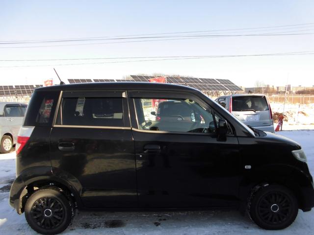 ゼスト Ｄ　４ＷＤ・スマートキー・バックカメラ・夏冬タイヤ付き（5枚目）