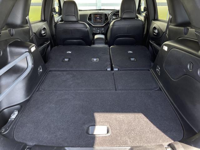 リミテッド 4WD Bカメラ 障害物センサー クルコン ETC ナビ シートヒーター 本革シート HIDライト 横滑り防止 フォグ(27枚目)