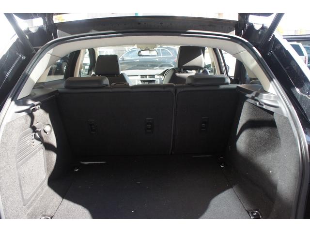 レンジローバーイヴォーク ＳＥ　／ＡＷＤ／アイドリングストップ／バックカメラ／Ｂｌｕｅｔｏｏｔｈ接続／パノラミックルーフ／プッシュスタート／運転席助手席パワーシート／黒革シート／ＤＶＤ視聴可能／電動リアゲート／ＥＴＣ／ＨＩＤ／（41枚目）