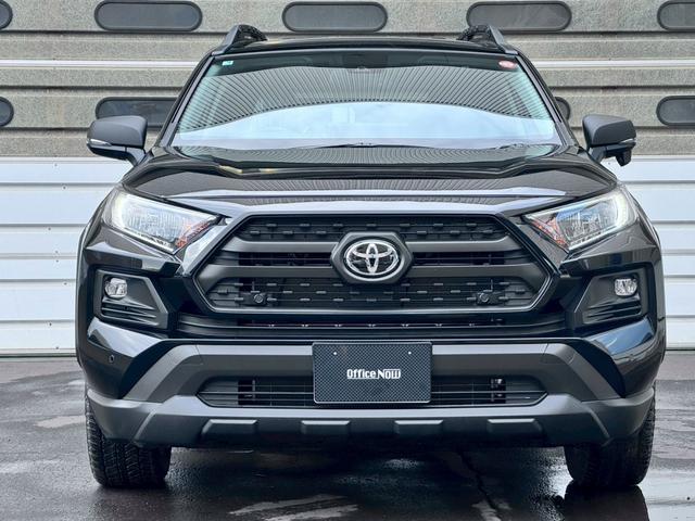 ＲＡＶ４ アドベンチャー　オフロードパッケージＩＩ　登録済み未使用車　／　純正アルミホイール　／　純正ＤＡ　／　クルーズコントロール　／　寒冷地仕様　／　シートヒーター　／　ステアリングヒーター　／　メモリー付きパワーシート（11枚目）