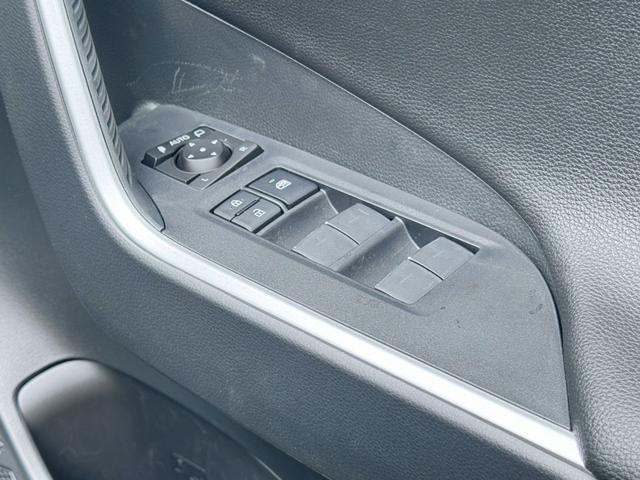 ＲＡＶ４ アドベンチャー　オフロードパッケージＩＩ　登録済み未使用車　／　純正アルミホイール　／　純正ＤＡ　／　クルーズコントロール　／　寒冷地仕様　／　シートヒーター　／　ステアリングヒーター　／　メモリー付きパワーシート（43枚目）