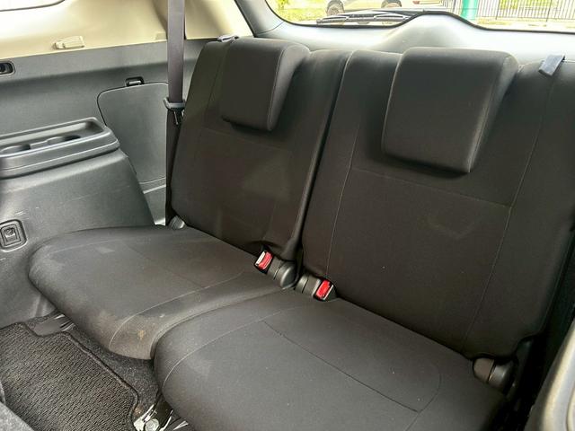 アウトランダー ２４Ｇ　寒冷地仕様車　／　電動リアゲート　／　全周囲カメラ　／　純正アルミホイール　／　クルーズコントロール　／　ステアリングヒーター　／　障害物センサー　／　３列シート　ＥＴＣ（33枚目）