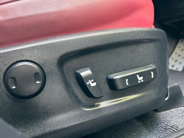 RX RX450h Fスポーツ シートヒーター / シートエアコン / 電動リアゲート / サンルーフ / フルセグTV / バックカメラ / アダプティブクルーズコントロール / レーンキープアシスト / 衝突被害軽減ブレーキ(39枚目)