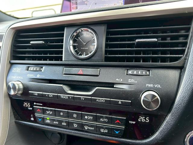 RX RX450h Fスポーツ シートヒーター / シートエアコン / 電動リアゲート / サンルーフ / フルセグTV / バックカメラ / アダプティブクルーズコントロール / レーンキープアシスト / 衝突被害軽減ブレーキ(50枚目)