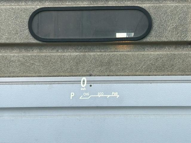 RX RX450h Fスポーツ シートヒーター / シートエアコン / 電動リアゲート / サンルーフ / フルセグTV / バックカメラ / アダプティブクルーズコントロール / レーンキープアシスト / 衝突被害軽減ブレーキ(55枚目)