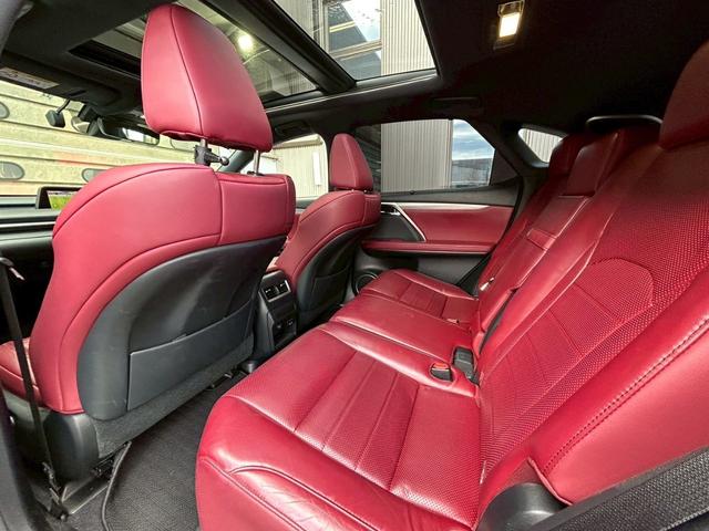 RX RX450h Fスポーツ シートヒーター / シートエアコン / 電動リアゲート / サンルーフ / フルセグTV / バックカメラ / アダプティブクルーズコントロール / レーンキープアシスト / 衝突被害軽減ブレーキ(56枚目)