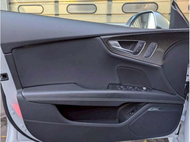 気になった方は【０１２０−８２−５５５５】までお問い合わせください♪