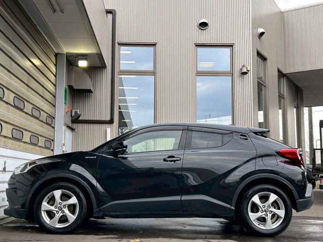 Ｃ－ＨＲ Ｓ　ワンオーナー　／　純正アルミホイール　／　バックカメラ　／　ＥＴＣ　／　レーンキープアシスト　／　アダプティブクルーズコントロール　／　アイドリングストップ（17枚目）