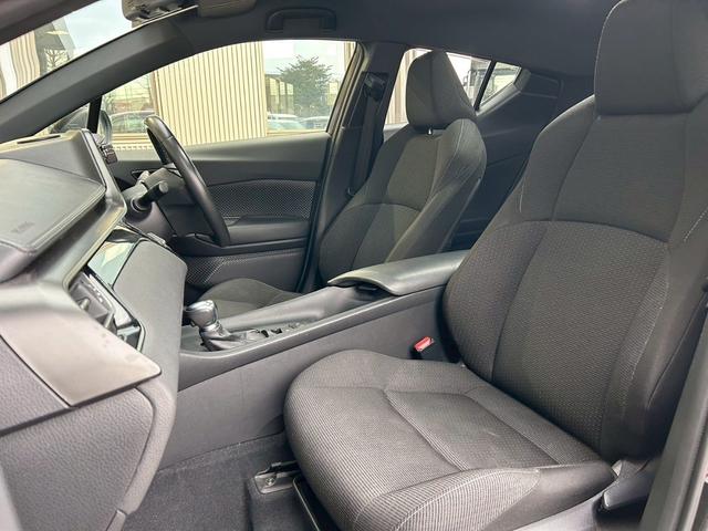 Ｃ－ＨＲ Ｓ　ワンオーナー　／　純正アルミホイール　／　バックカメラ　／　ＥＴＣ　／　レーンキープアシスト　／　アダプティブクルーズコントロール　／　アイドリングストップ（41枚目）