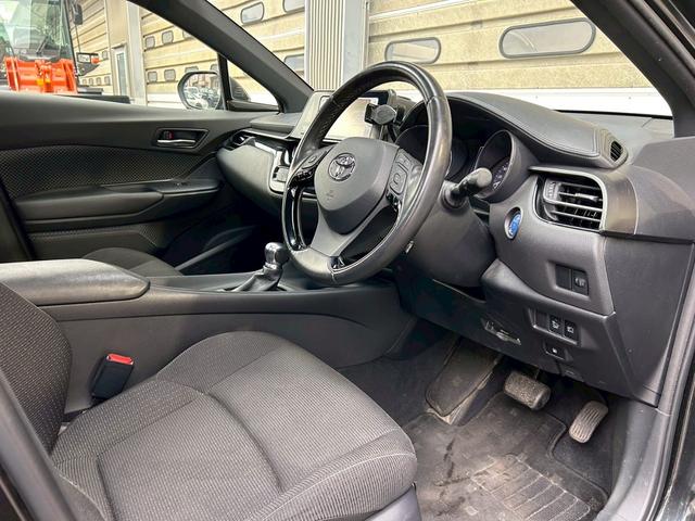 Ｃ－ＨＲ Ｓ　ワンオーナー　／　純正アルミホイール　／　バックカメラ　／　ＥＴＣ　／　レーンキープアシスト　／　アダプティブクルーズコントロール　／　アイドリングストップ（42枚目）