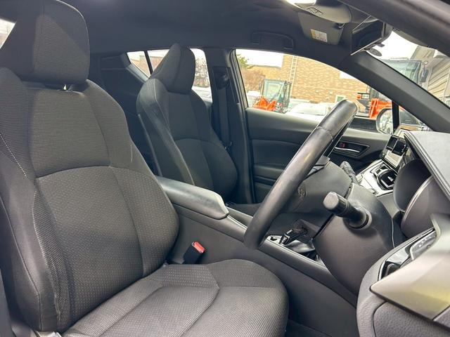 Ｃ－ＨＲ Ｓ　ワンオーナー　／　純正アルミホイール　／　バックカメラ　／　ＥＴＣ　／　レーンキープアシスト　／　アダプティブクルーズコントロール　／　アイドリングストップ（43枚目）