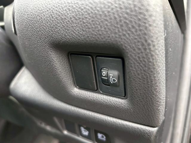 Ｃ－ＨＲ Ｓ　ワンオーナー　／　純正アルミホイール　／　バックカメラ　／　ＥＴＣ　／　レーンキープアシスト　／　アダプティブクルーズコントロール　／　アイドリングストップ（58枚目）