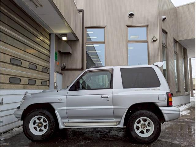 パジェロ ワイド ZR 2.8 メタルトップワイド ZX ディーゼルターボ・4WD・ウィンチ装着車・社外ナビ・サンルーム(24枚目)