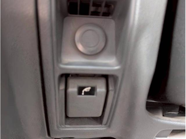 パジェロ ワイド ZR 2.8 メタルトップワイド ZX ディーゼルターボ・4WD・ウィンチ装着車・社外ナビ・サンルーム(56枚目)