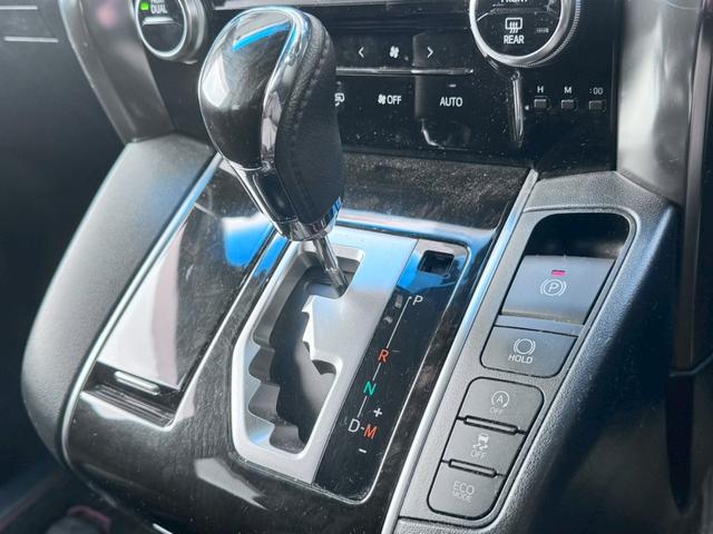 アルファード ２．５Ｓ　Ａパッケージ　タイプブラック　アルパインナビ／７人乗り／後席モニター／両側パワースライドドア／パワーバックドア／純正アルミホイール／クルーズコントロール（50枚目）