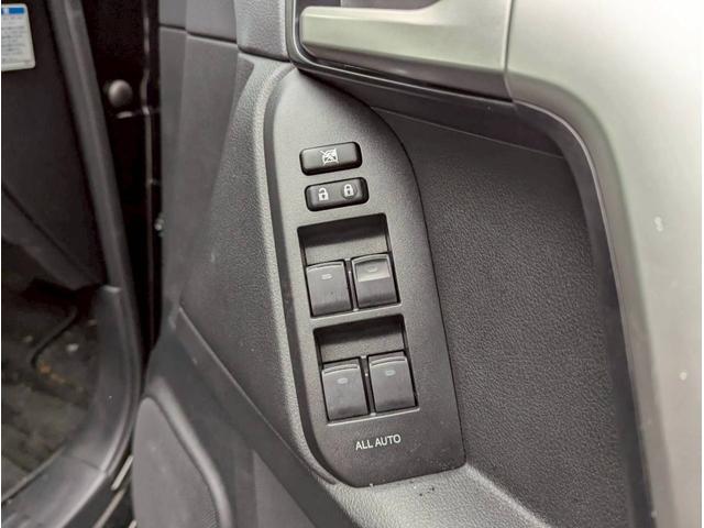 ������̔��X�̒�����A���X�̂��Ԃ����ϗ������܂��Đ��ɗL��������܂������X�͔F�؍H�ꊮ���̈��S�̂��X�ł���