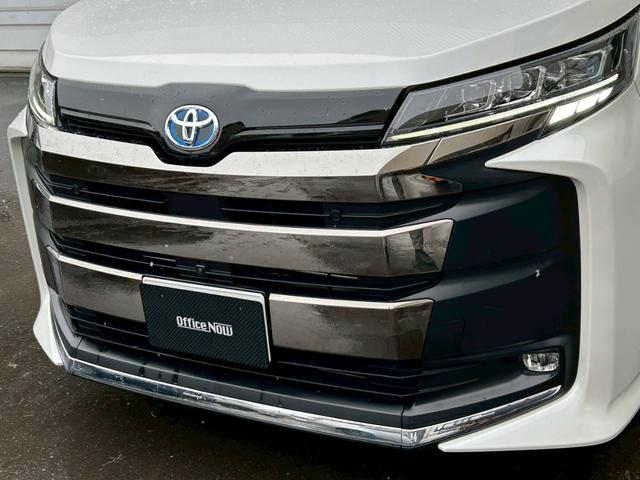 ノア ハイブリッドＳ－Ｚ　ワンオーナー　／　純正ＡＷ　／　全周囲カメラ　／　フルセグＴＶ　／　両側電動スライドドア　／　電動リアゲート　／　シートヒーター　／　障害物センサー　／　アダプティブクルーズコントロール（10枚目）