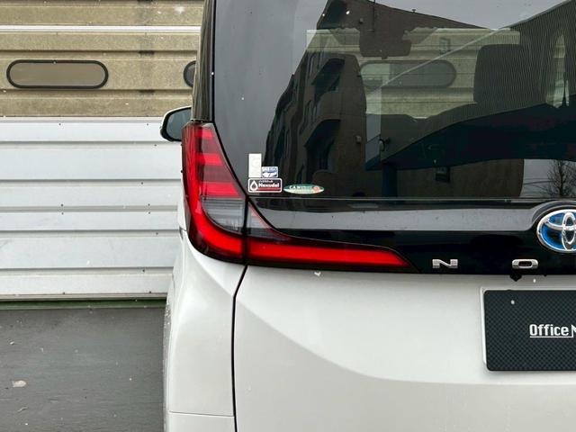 ノア ハイブリッドＳ－Ｚ　ワンオーナー　／　純正ＡＷ　／　全周囲カメラ　／　フルセグＴＶ　／　両側電動スライドドア　／　電動リアゲート　／　シートヒーター　／　障害物センサー　／　アダプティブクルーズコントロール（21枚目）