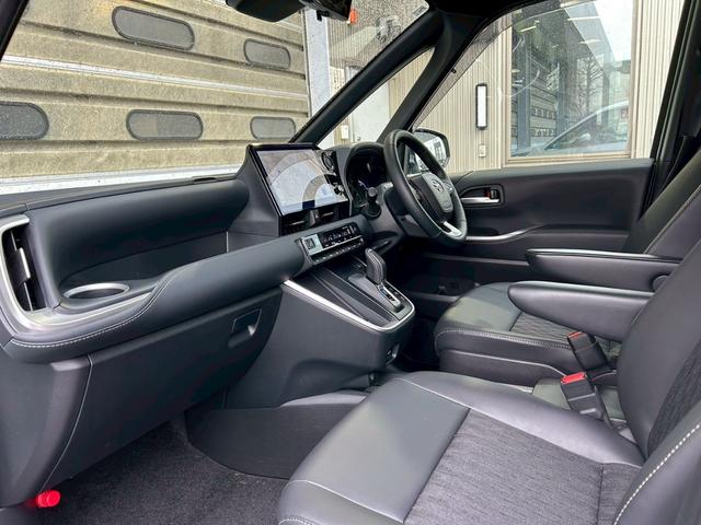 ノア ハイブリッドＳ－Ｚ　ワンオーナー　／　純正ＡＷ　／　全周囲カメラ　／　フルセグＴＶ　／　両側電動スライドドア　／　電動リアゲート　／　シートヒーター　／　障害物センサー　／　アダプティブクルーズコントロール（35枚目）